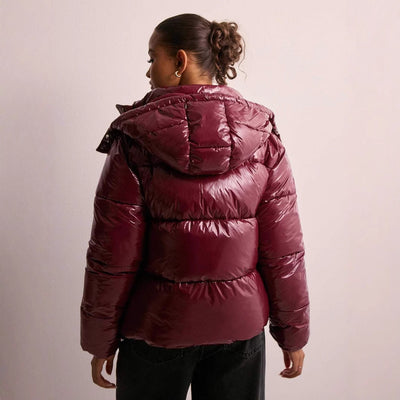 https://www.maven-london.com/products/shiny-quilted-puffer-jacket-women-1.jpg
